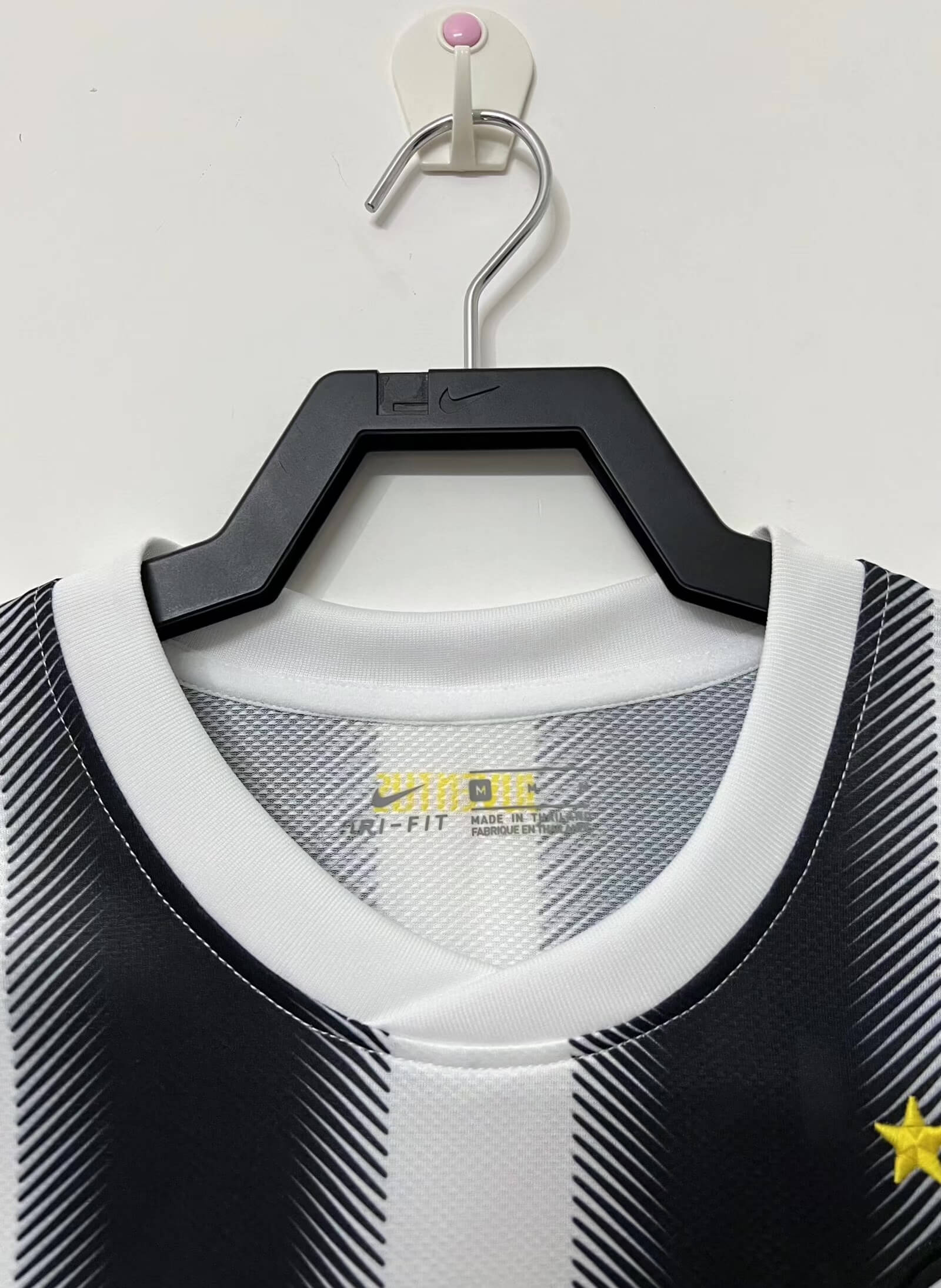 Juventus Retro Jersey Home 2011/12