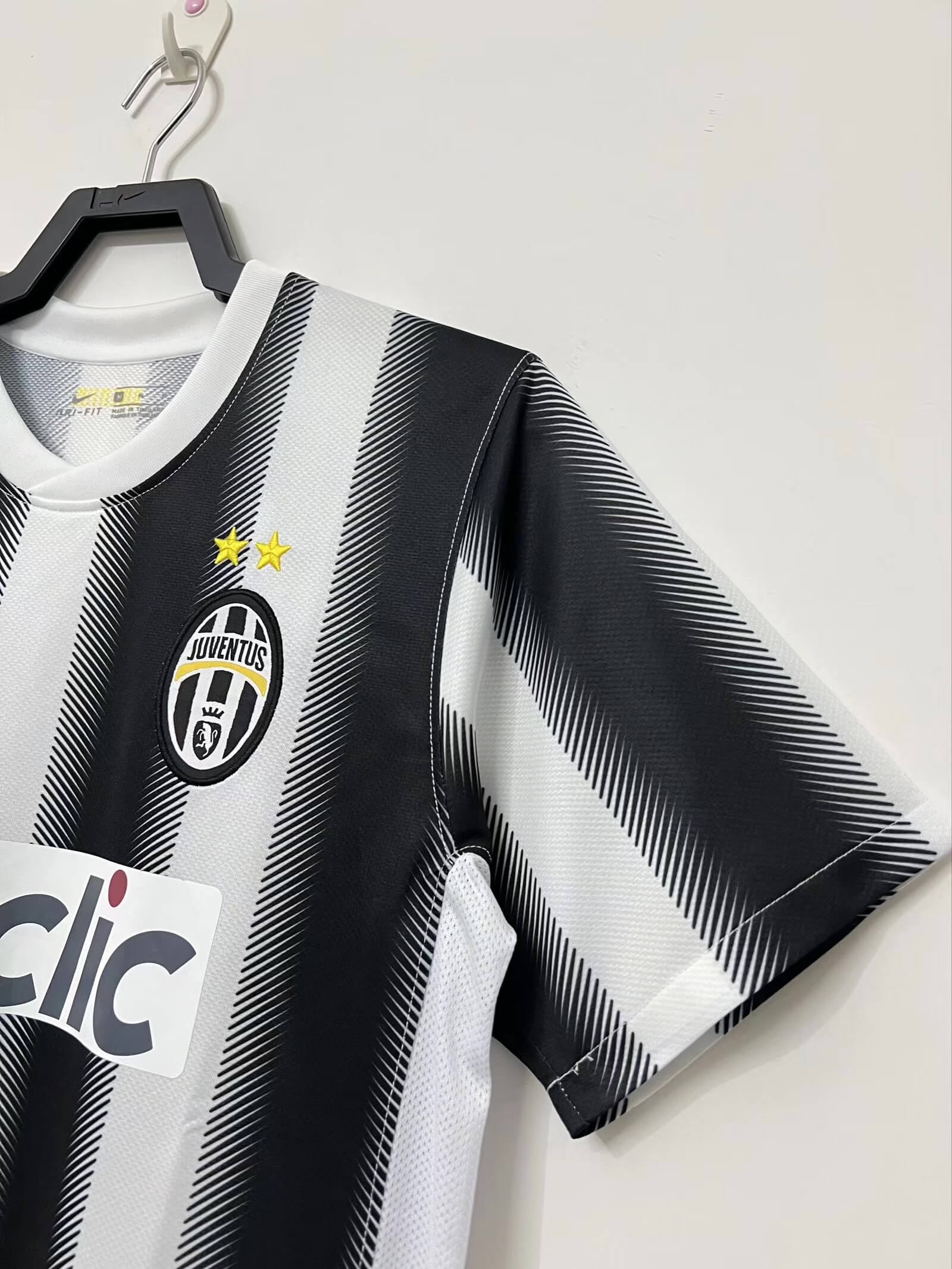 Juventus Retro Jersey Home 2011/12