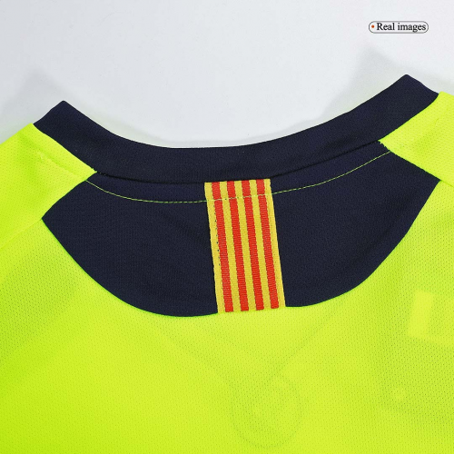 Retro Barcelona Away Jersey 2005/06